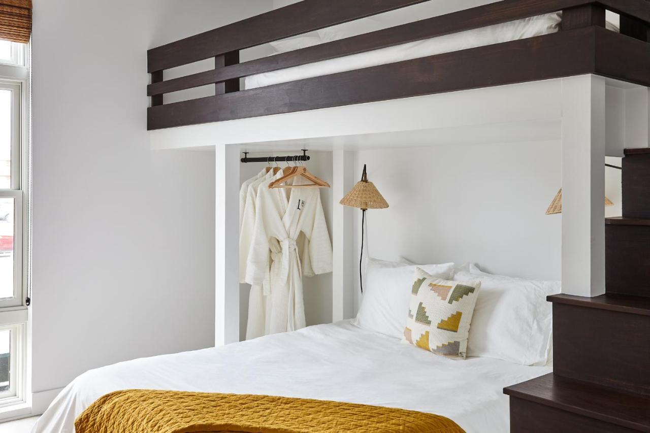 Lokal Hotel Cape May Luaran gambar